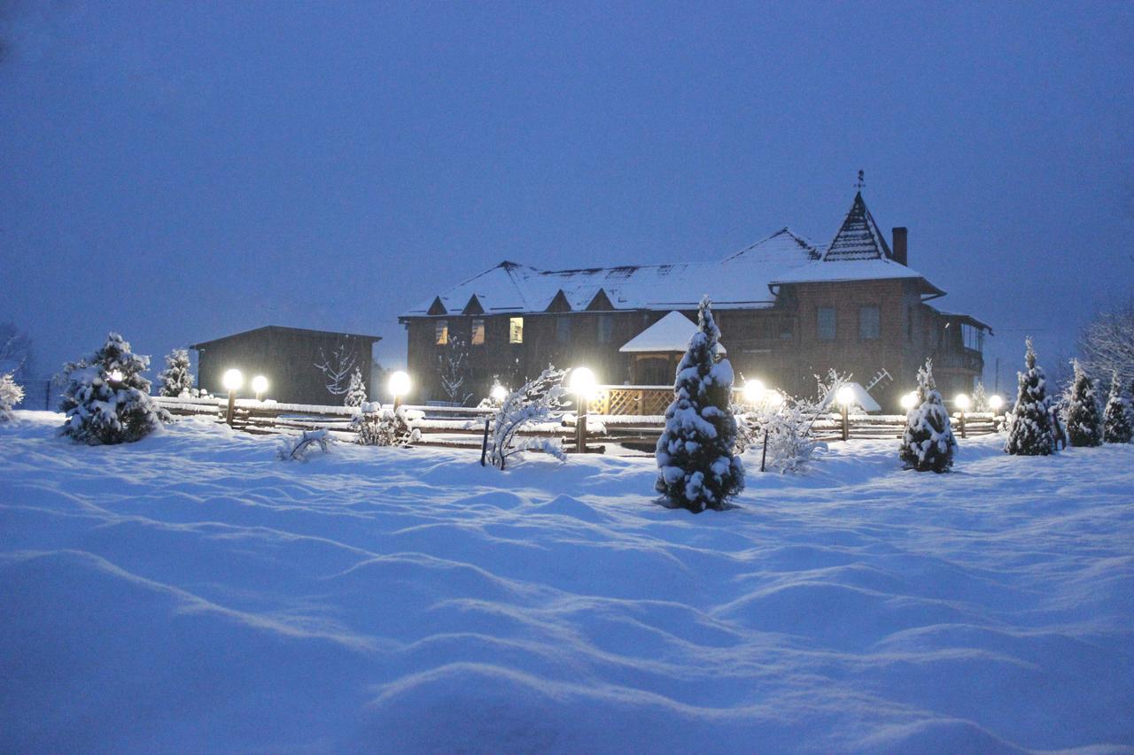 Pid Goroyu Hotell Chorna Tysa Exteriör bild